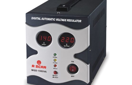 Régulateur de tension automatique Digital 1500VA